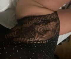 LET'S TURN UP THE HEAT 🔥💋 & YOUNG HOT MAMI 🍑👯‍♀️ - Image 11