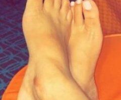 💋🔥 LAST DAY IN HARRISBURG! UNWIND WITH HONEY 💦🍑 - Image 4