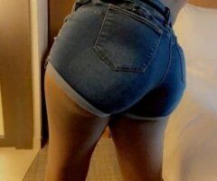 Catch Me Before I'm Gone! 💋🔥 The REAL Naomi Awaits! 🍑💦 - Image 9
