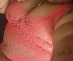 Juicy Delights Await! 💦🍑🥰 - Image 7
