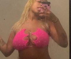 Indulge Your Desires with My Juicy Lips 😘🔥💦🍑