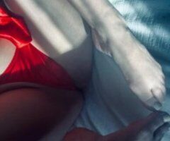 🔥 Khloe's Seductive Oasis in Rockford 💦💋