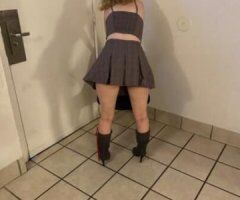 come play with me