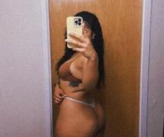 🔥 Curvy Dream Girl Ready to Play! 💦🍑 Facetime Fun Awaits! 😘✨ - Image 6