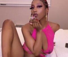 🍑 Ms. Pinky Awaits You! 💦🔥 Let's Heat Things Up! 💋😘