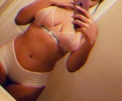 👑 Horny Queen Ready to Play! Let’s Unleash the Fun 💦🍑🔥 - Image 4