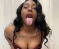 🔥 FREAKY FRIDAY Garage Fun! 💋🍑💦 - Image 2