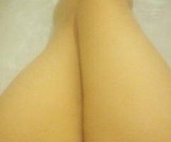 💋 Lesbian Hostess Ready to Play! 🔥 Let's Have Fun! 🍑💦 - Image 4