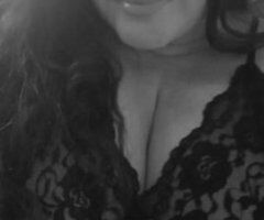 💖 Curvy Companion Ready to Ignite Your Fire! 🔥🍑💋 - Image 3