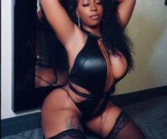 You Favorite Erotic B2B MASSAGE fantacy Book me for a session - Image 9