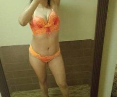 Hey there, gorgeous! 💋✨ Let’s heat things up! 🔥🍑