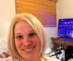 🔥 Super Soaker Sensation in Pittsburgh! 💦🍑💋