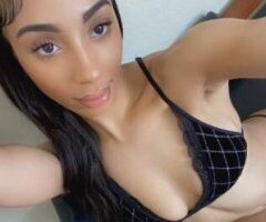 Sweet Honey Ready to Tempt You! 💦💋🔥 - Image 4