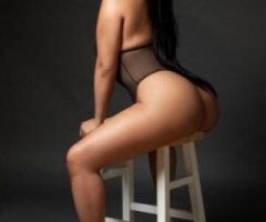 Middle Eastern Delight with Layla 😘💦🔥 - Image 2