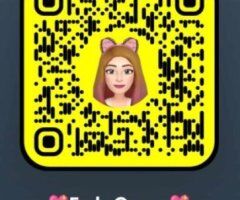 🔥 Horny Queen Ready to Play! 💋 Snap me! 🍑💦 - Image 2