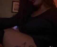 Morning Playtime? Let’s Make a Splash! 💦💋🔥 - Image 2