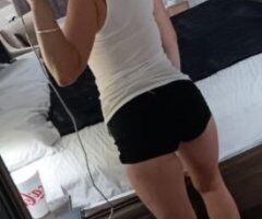 ✨Bubbly Snowbunny Ready for Fun! 🍑💋🔥 - Image 4