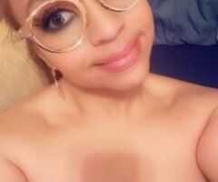 🔥 Sexy MILF Ready to Ignite Your Wildest Fantasies 💋🍑🚙 - Image 3