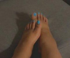 Seductive Curvy Delight Awaits You! 💦🍑💋🔥 - Image 4