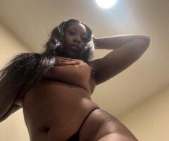 🔥Big Titty Bimbo Ready to Play!🍑💦💋 - Image 5