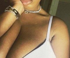 Carplay & Playtime with Nicki 💦🍑💋🔥 - Image 3