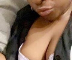 Dive Into Fun with Lolo 🍑💦🔥 - Image 2