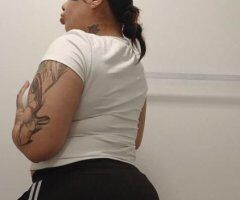 🔥 Luhrina Da Baddie Ready to Play! 💦🍑😘 - Image 2