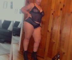 🍑 Italian Bombshell with a Big Bubble Booty 💋🔥 - Image 10