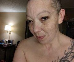 👑 Throat Goat Queen Awaits You! 💦🔥