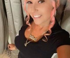 Della's Tempting Charm Awaits 💋🍑🔥