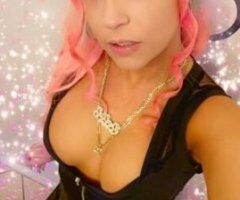 Della's Tempting Charm Awaits 💋🍑🔥 - Image 9