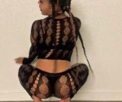 🔥 Thick & Tempting Redbone in Long Beach! 💋🍑