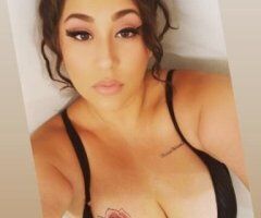 Aloha, Temptation Awaits! 🍑💋🔥💦 - Image 4