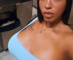 Ready for a Wild Night, Big Daddy? 💦👅 Let's Play! 🍑🔥 - Image 5