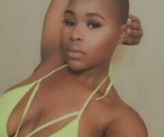 Dive into Delight with Ms. Black! 💦🍑🔥