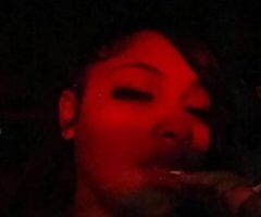 🔥 Tempting Treats in the Valley! 💦🍑😘 - Image 2