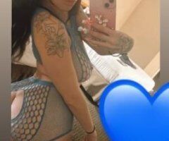 💚😏 Exotic Green Eyes Await You! 💦🔥