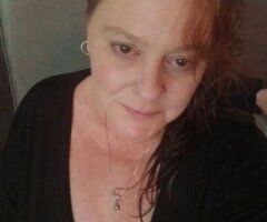 🔥 Juicy Ginger MILF Ready to Play! 💦🍑😘 - Image 5