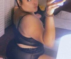 Curvy Red's Juicy Temptation Awaits! 💋🍑🔥 - Image 5