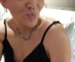 🔥 Hot MILF Seeking Pleasure at Broadway! 💦💋 - Image 7