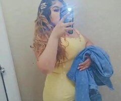🔥 Sexy Thick Latina Ready to Please! 💦🍑 Call Me, Babe! 😘