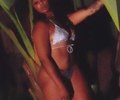 🔥 Honey’s Here to Make You Explode! 💦🍑 Unwind with Me! 😘 - Image 3