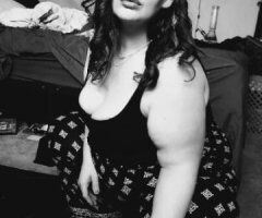 🔥 Kinky BBW Queen Awaits for Some Unforgettable Play 💋💦