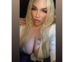 Blonde Bombshell 💋 Ready to Steal Your Heart & More! 🍑🔥 - Image 8