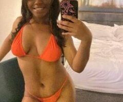 Slim Thick Delight 💋🍑 Indulge in Exclusive Fun 😘🔥