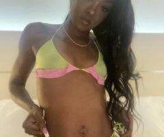 Sizzling Sweet Treat in VA Beach! 💦🍑🔥 - Image 2