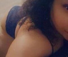 🔥🦵🏽 Dive into Desire with a Thick Massage Temptress! 💦🍑 - Image 5