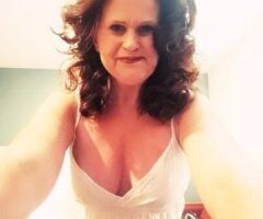 Mormon Mommy Ready to Make You Melt 💋💦🍑 - Image 3