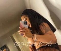 🔥 Queens Babe Ready to Play! 💋🍑💦 - Image 3