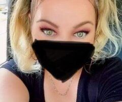 Thick & Seductive 😘🔥 Let's Make Some Magic Together 💦🍑 - Image 9